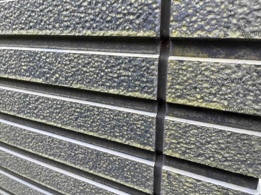 外壁の汚れが気になる方必見！汚れの落とし方を紹介します！