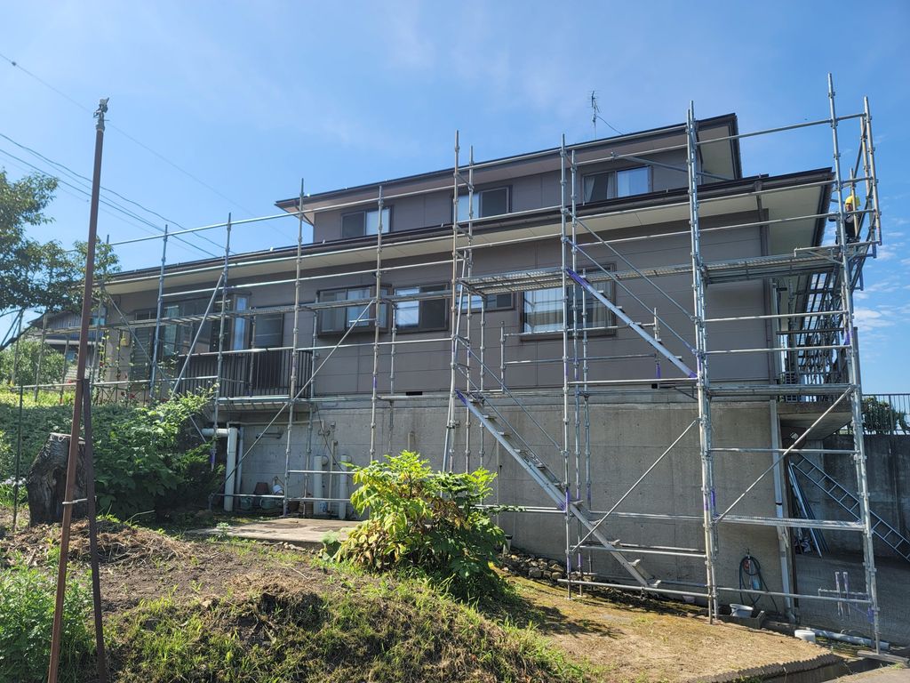 【中野市】雨樋取替え～そろそろ直さなきゃ”と思っていた雨だれ。タイミングよく届いたダイレクトレールが背中を押してくれました～